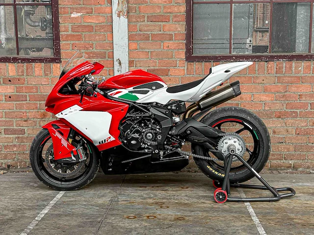 Mv agusta f3 rc reparto corse 800cc 2022 (racemotor) - afbeelding 43 van  48