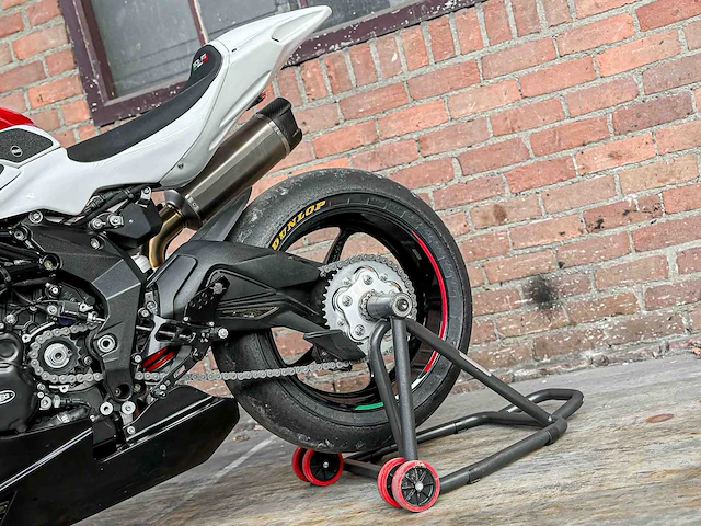 Mv agusta f3 rc reparto corse 800cc 2022 (racemotor) - afbeelding 45 van  48