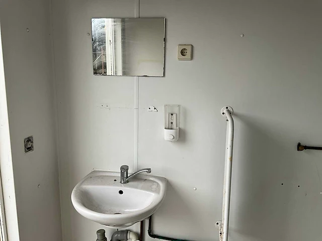 Mvs zeppelin gmbh & co sanitairunit met toilet en douche - afbeelding 7 van  34
