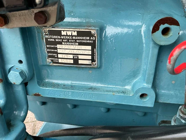 Mwm turbo diesel v8 stroomgenerator - afbeelding 9 van  17