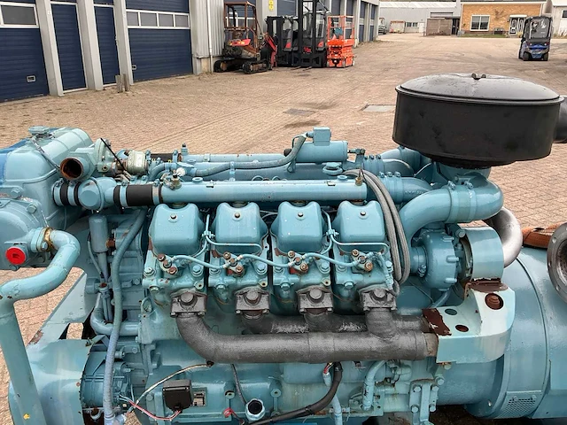 Mwm turbo diesel v8 stroomgenerator - afbeelding 14 van  17