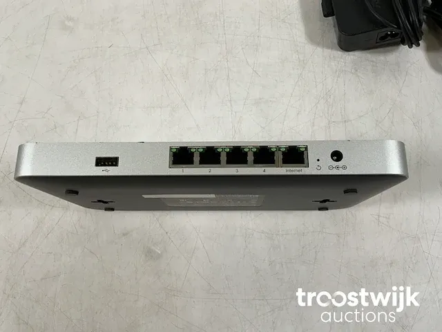 (mx64-hw) mx64 meraki cloud managed firewall (unclaimed) - afbeelding 3 van  5