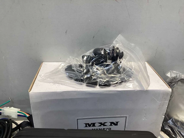 Mxn p7d 10-30v monitor 7” - afbeelding 4 van  5