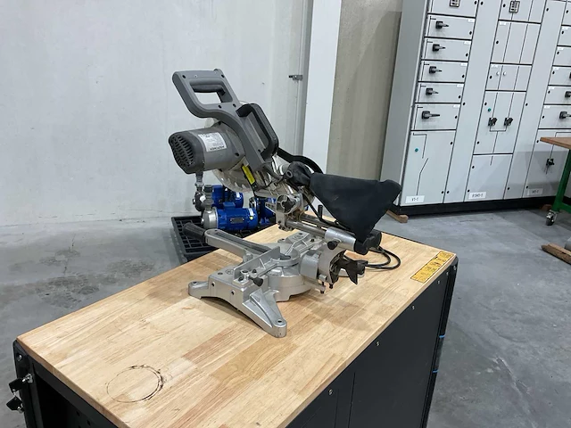 Mxpower xd6101 afkortcirkelzaagmachine - afbeelding 5 van  5