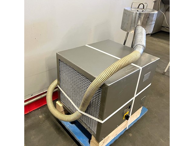 Myac - afbeelding 2 van  5