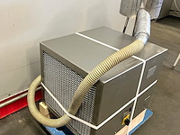 Myac - afbeelding 2 van  5