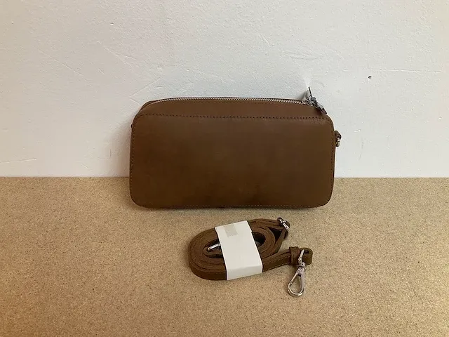 Myomy - boxy locker mini hunter mid brown - afbeelding 3 van  3
