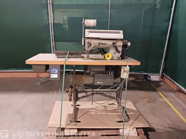 Naaimachine met tafel pfaff, 387434(3811-2-03) - afbeelding 8 van  15