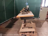 Naaimachine met tafel pfaff, 387434(3811-2-03) - afbeelding 9 van  15