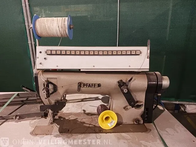 Naaimachine met tafel pfaff, 387434(3811-2-03) - afbeelding 10 van  15