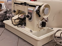 Naaimachine/lockmachine, o.a. singer, husqvarna en lifetec - afbeelding 16 van  22