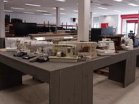 Naaimachine/lockmachine, o.a. singer, husqvarna en lifetec - afbeelding 1 van  22