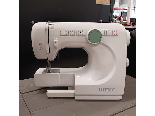 Naaimachine/lockmachine, o.a. singer, husqvarna en lifetec - afbeelding 5 van  22