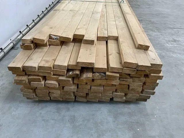 Naaldhout balk 38x85x5400mm (89x) - afbeelding 3 van  5