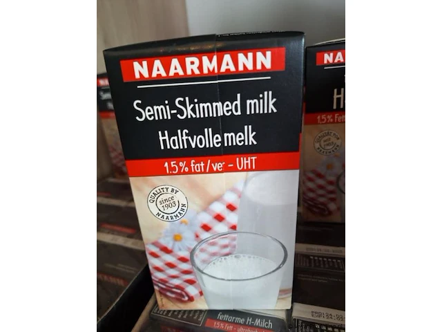 Naarmann vetarme halfvolle melk - 48 pakken á 1ltr - afbeelding 2 van  2