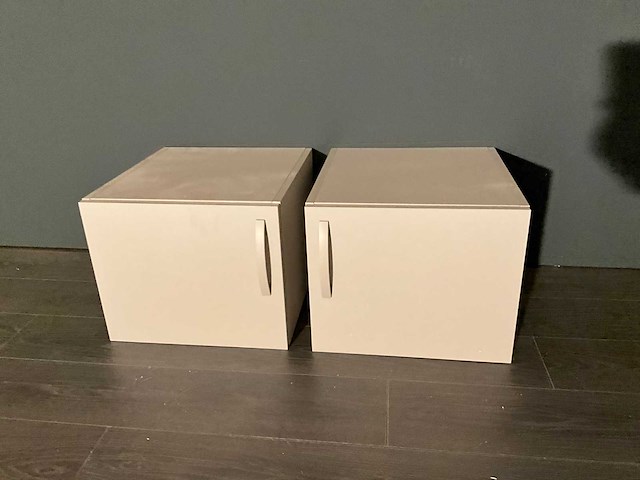 Nachtkastje - afbeelding 3 van  6