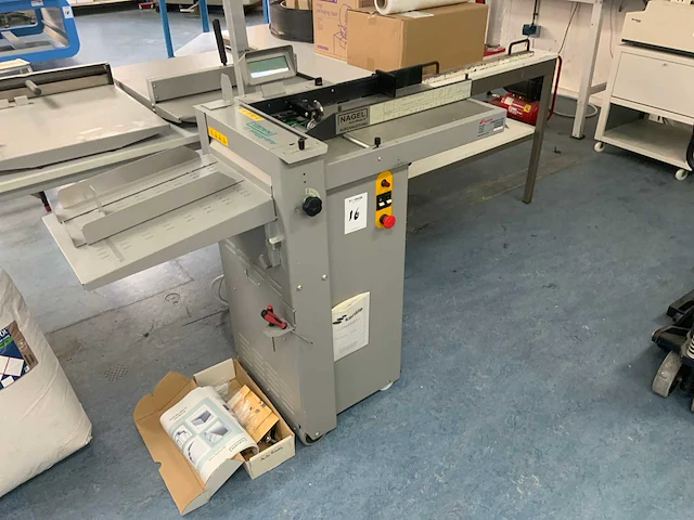 Nagel auto-rillnak 33 automatische vouwmachine - afbeelding 2 van  5