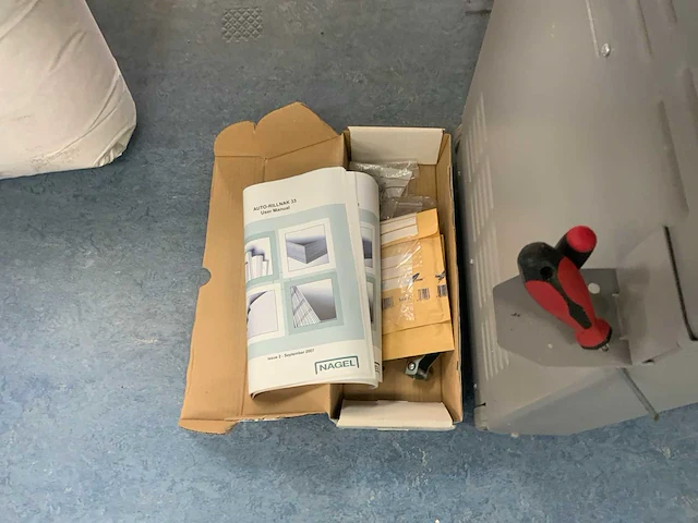 Nagel auto-rillnak 33 automatische vouwmachine - afbeelding 5 van  5