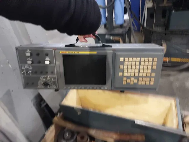 Nakamura-tome wt-300 gr-210new cncdraaibank met stafaanvoerinrichting en multi layer work stocker - afbeelding 22 van  40