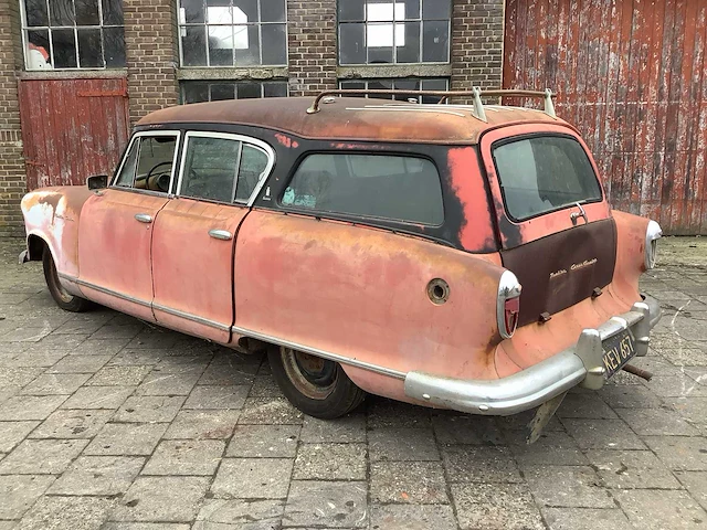 Nash - 1954 - american farina - personenauto - afbeelding 13 van  18