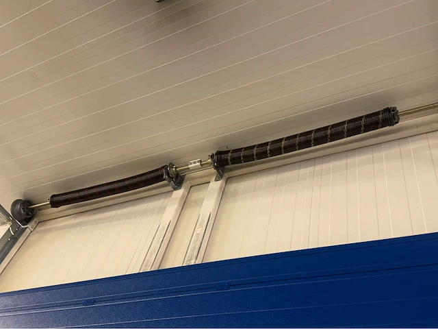 Nassau overheaddeur (3,35x3,25 mtr) - afbeelding 11 van  14
