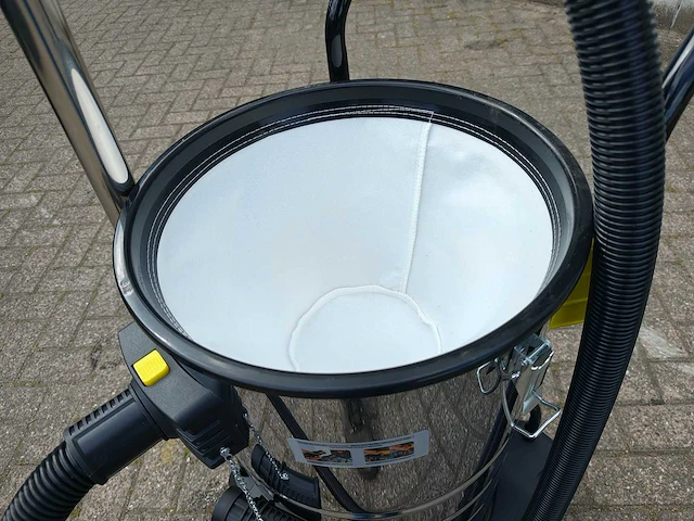 Nat en droogzuiger - 100 liter - afbeelding 6 van  15