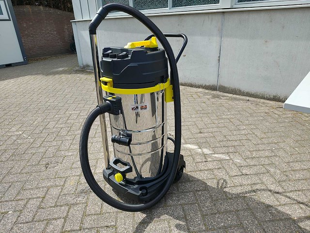 Nat en droogzuiger - 100 liter - afbeelding 9 van  15