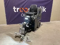 National flooring equipment 5700 tapijtstripper; afgelezen urenstand 963 uur; werkend getest