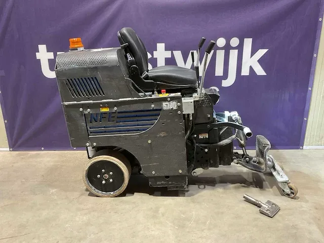 National flooring equipment 5700 tapijtstripper; afgelezen urenstand 963 uur; werkend getest - afbeelding 5 van  11