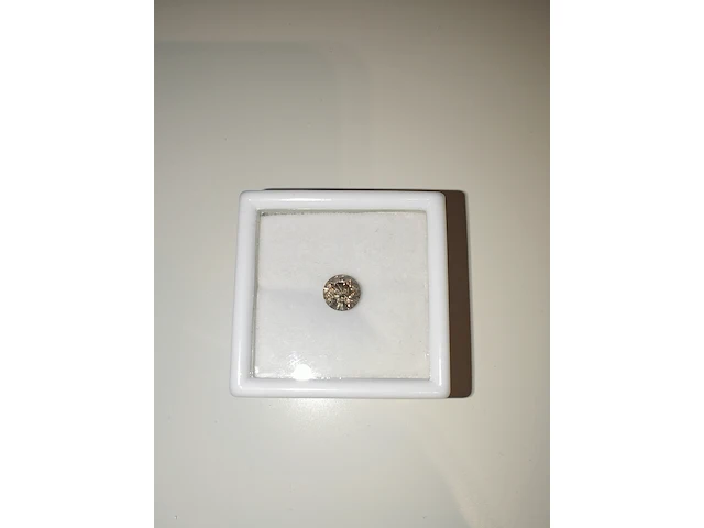 Natuurlijk diamant 1.63 karaat , fancy light yellowish brown - afbeelding 1 van  5