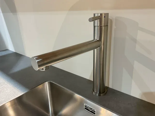 Natuurlijk keukenopstelling met apparatenwand - afbeelding 26 van  30