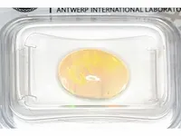 Natuurlijk kristalopaal (lichtgeel, kleurenspel) 2,82 karaat - afbeelding 6 van  7