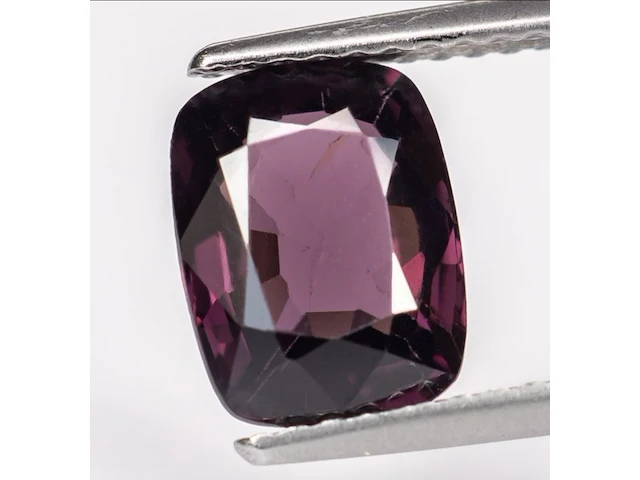 Natuurlijke burma spinel - 2.15ct, diep paars (één van de zeldzaamste kleuren bij spinel) - afbeelding 2 van  6