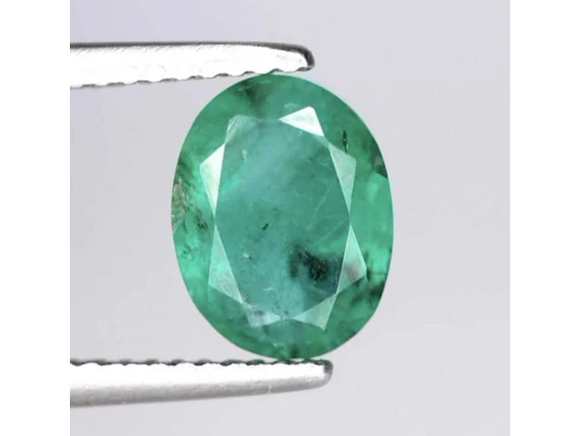 Natuurlijke emerald - 2.02ct, groen - afbeelding 1 van  1
