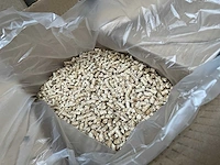 Natuurlijke kattenbakvulling (119x) - afbeelding 3 van  4