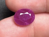 Natuurlijke neon ruby - 5.02ct, rood - afbeelding 2 van  2