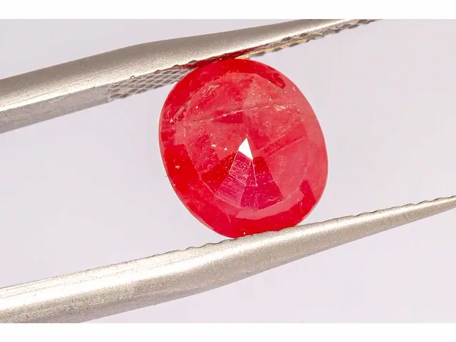 Natuurlijke padparadscha saffier (diep roodachtig oranje) 2,68 karaat - afbeelding 6 van  8