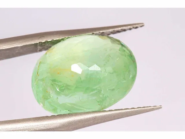 Natuurlijke paraiba toermalijn (geelgroen) 9,47 karaat - afbeelding 1 van  7