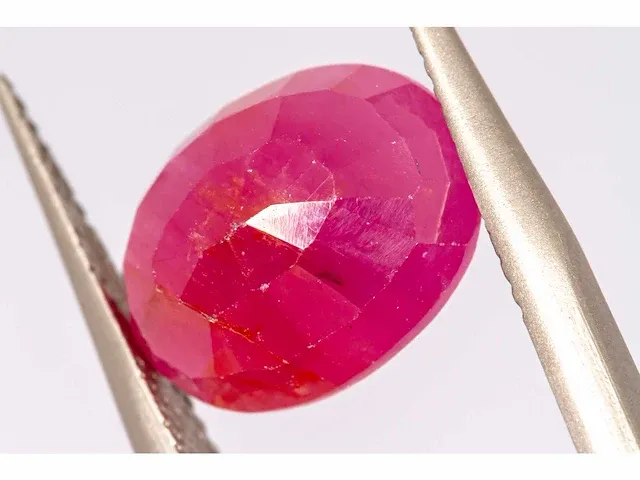Natuurlijke robijn (rood) 7,35 karaat - afbeelding 6 van  8