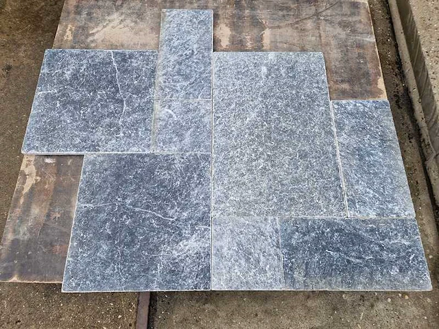 Natuursteen (18.7m²) - afbeelding 2 van  3