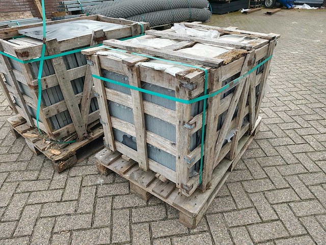 Natuursteen limestone tuintegel - afbeelding 7 van  11