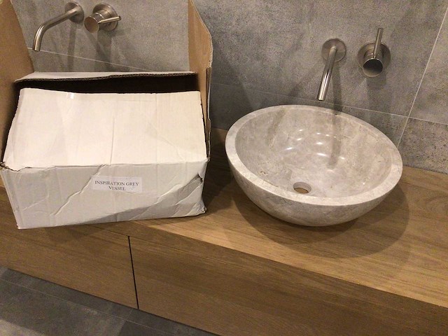 Natuursteen marmer beige/grey waskom 40,6x15 cm - afbeelding 2 van  5