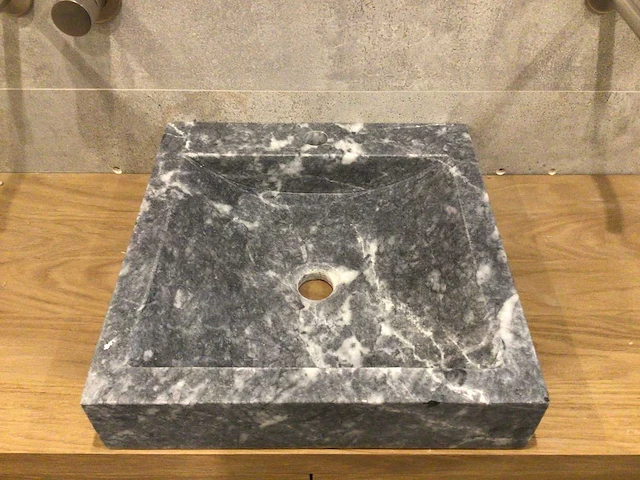 Natuursteen marmer black wastafel 45x46x10 cm - afbeelding 2 van  4