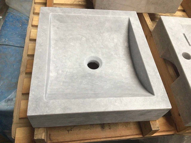 Natuursteen marmer grey wastafel 45x40x10 cm - afbeelding 3 van  4