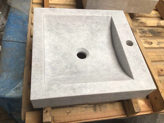 Natuursteen marmer grey wastafel 45x46x10 cm - afbeelding 4 van  5