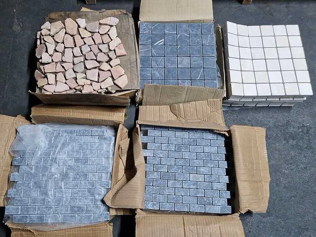 Natuursteen mozaïek matjes (ca. 4.5m²) - afbeelding 1 van  1