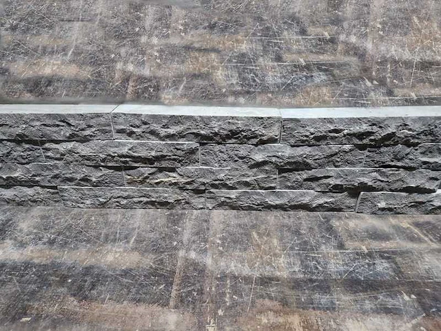Natuursteen muurblokken (ca. 430 stuks) - afbeelding 2 van  3