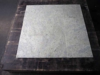 Natuursteen tegels 24,3m² - afbeelding 1 van  3