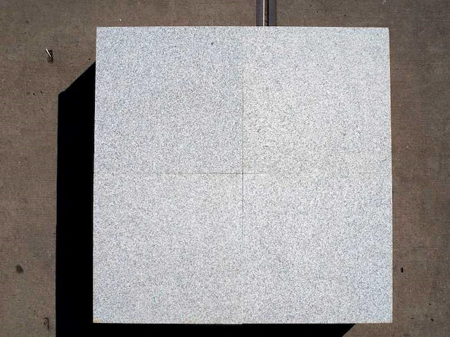 Natuursteen tegels 28,7m² - afbeelding 1 van  4