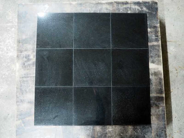 Natuursteen tegels 8,1m² - afbeelding 2 van  3